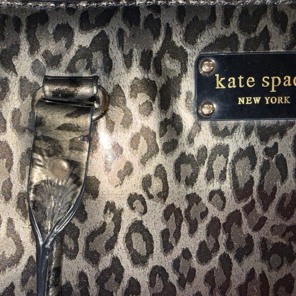 Kate Spade tote coated leopard design with leather strap new condition - Picture 4 of 7